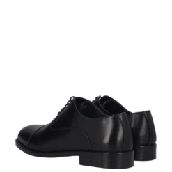 Stringate Uomo Nere in Pelle